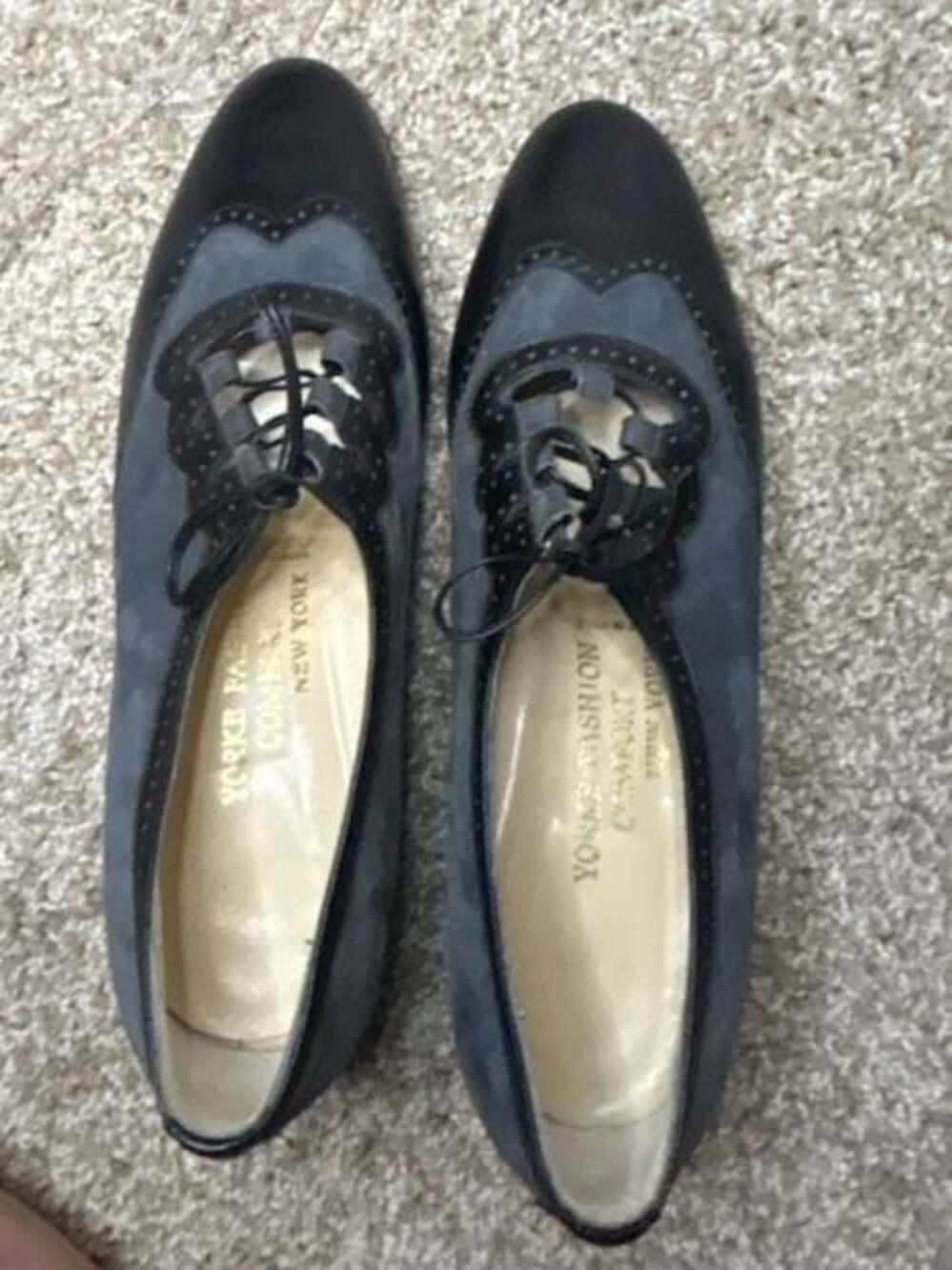 Yorke Fashion Comfort Two-Tone Suede and Leather Oxford Heels Size 39.5-8.5/9 - Picture 9 of 9